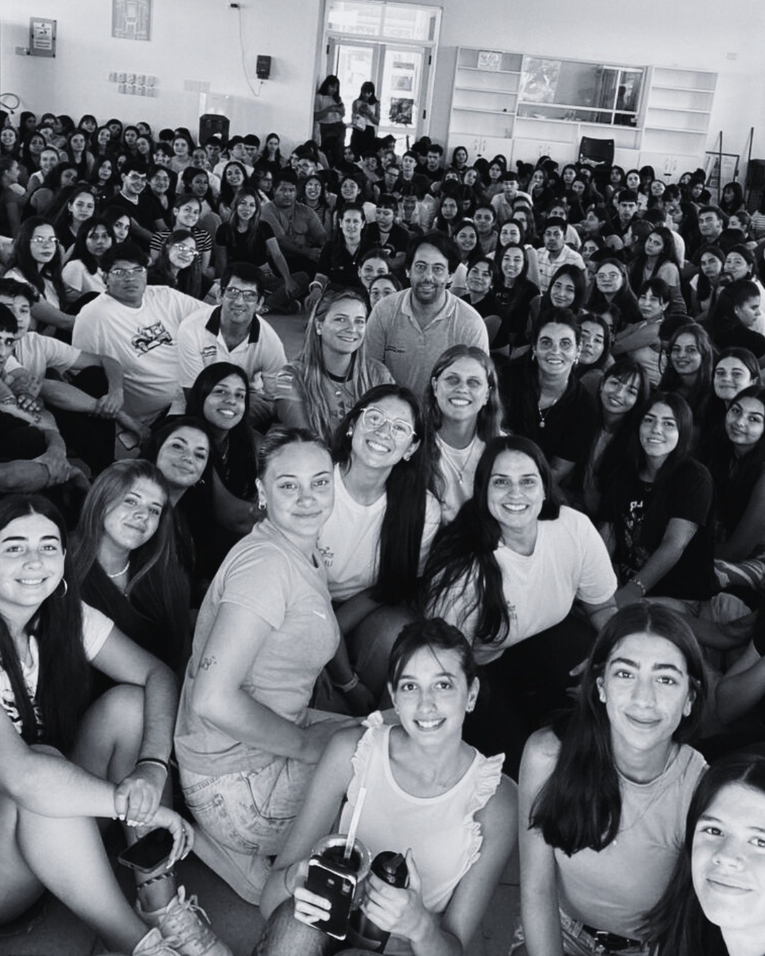 Convocatoria Abierta: Becas de Formación en Extensión y de Difusión Institucional