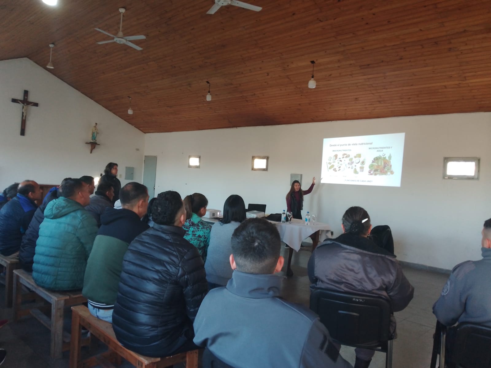 La Facultad realiza capacitaciones en Buenas Prácticas de Manufactura en la Unidad Penal N° 9